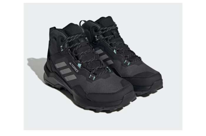 adidas terrex AX4 Mid